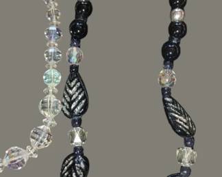 Glass necklace
