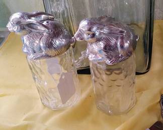RARE AUTHOR COURT BUNNY SALT & PEPPER SET