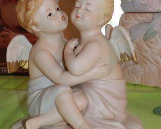 Basque angel figurine