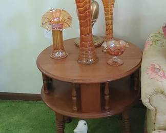 Ethan Allen nutmeg maple mid-century modern end tables round