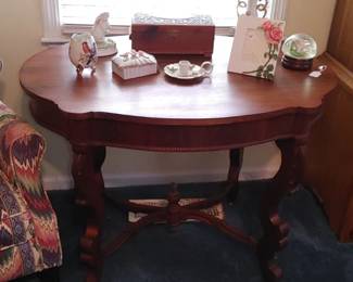 Wonderful Victorian Table Walnut very ornate