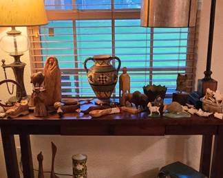 Western Style Sofa Table