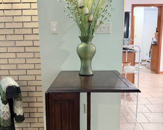 antique dropleaf table