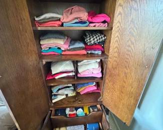 BE322Womens Clothing Mystery Lot