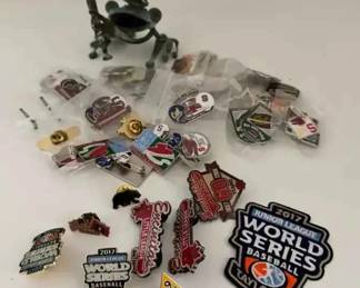 BE349Baseball Memorabilia Pins 