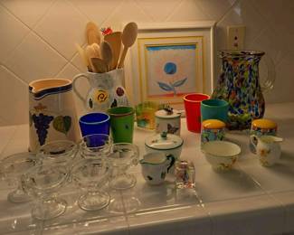 BE153Vintage And Traditional Kitchen Items And Glassware