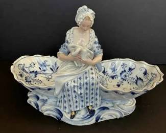BE247VVintage Meissen Porcelain Figural Dish