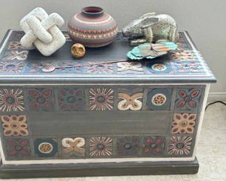 BE292Southwest Inspired Chest And Decor