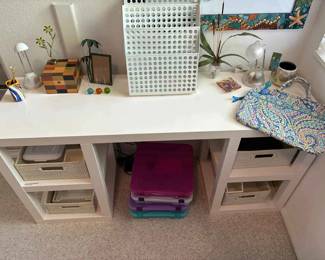 BE164Desk, Organizing And Decor