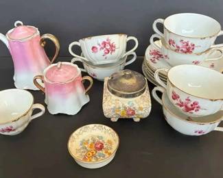 BE246Collection Of Vintage Dishes