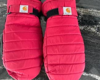Carhartt mittens; $4