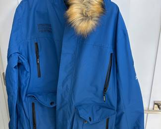 Men's medium Nat. Geo Expeditions coat; $20