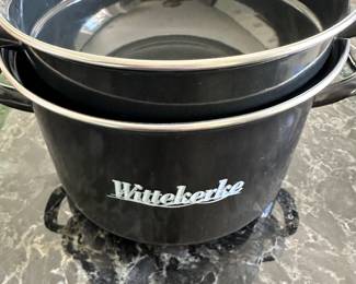 Wittekerke food warming set; $10
