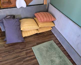 Queen daybed frame, throw pillows, rug