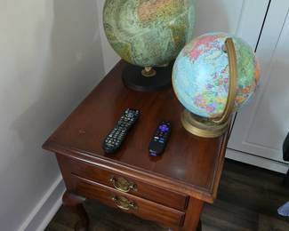 Side table and globes