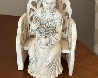 Vintage Empress Resin Idol