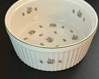 Petite Fleur By Andrea Round Casserole Dish