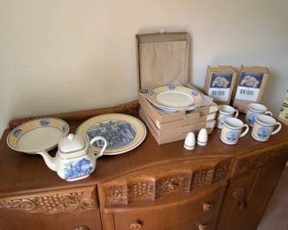 Everyday dinnerware - never used 