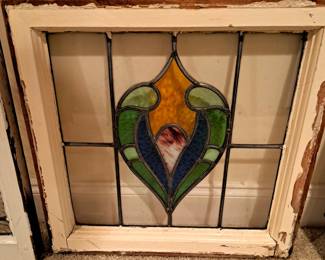 STAINED GLASS WINDOWS 