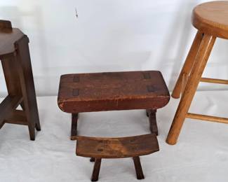 STOOLS 