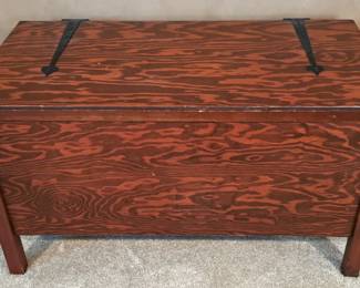 TRUNK CEDAR CHEST