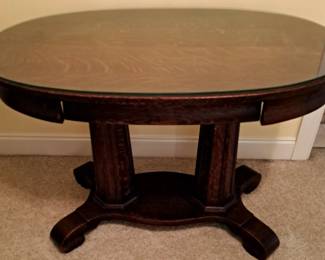 ANTIQUE TABLE 