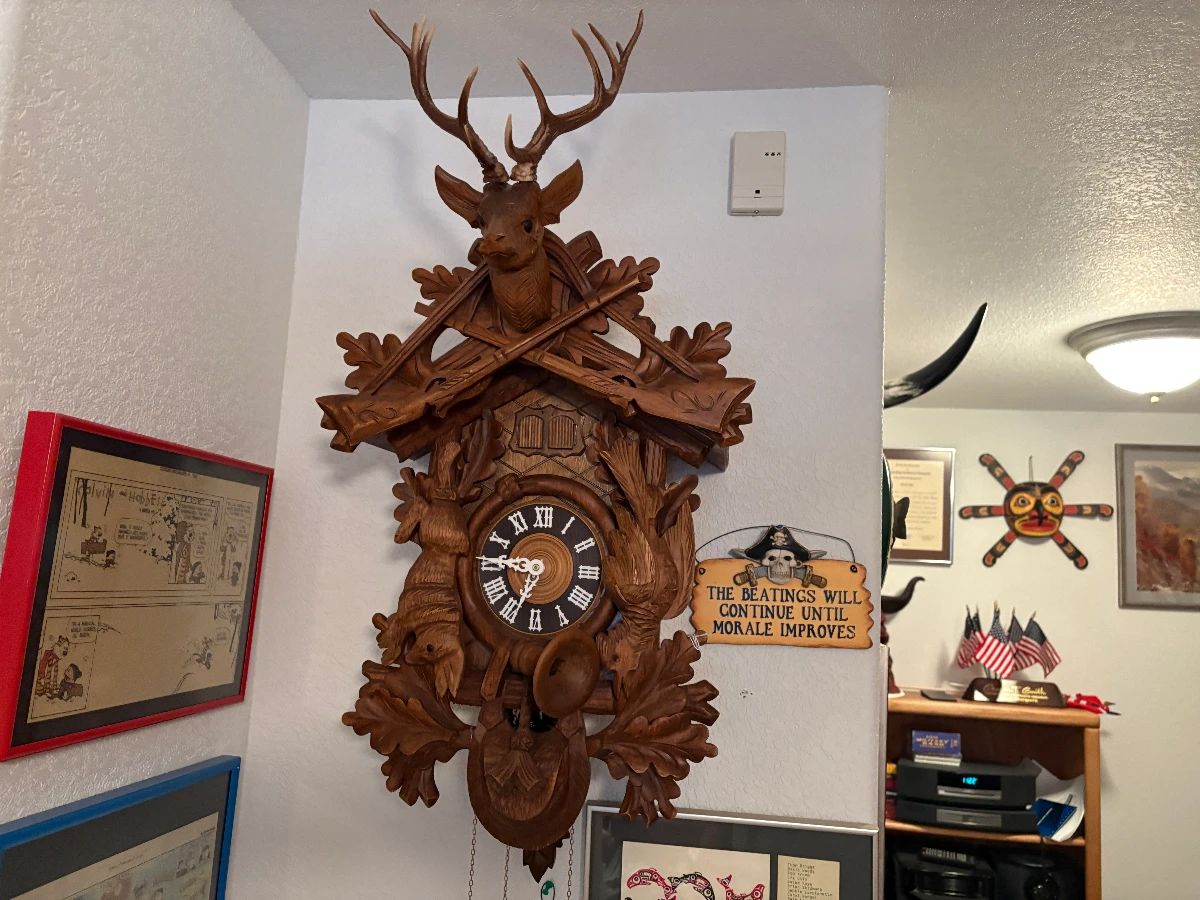 Large Amazing Cuckoo Clock