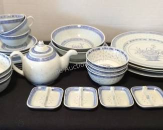 Blue & White dish set