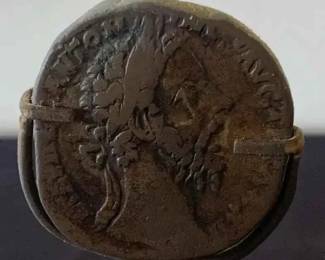 LU122VAncient Roman Coin 