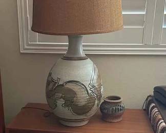 LU136Mid Modern Century, Small Cabinet With Lamp And More