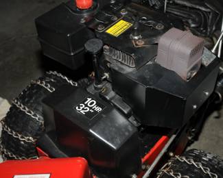 10HP 32" Bolens Snow Blower Like New With Chains