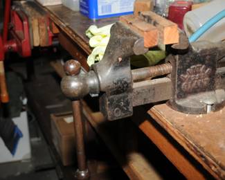 Heavy Duty Bench Vice 