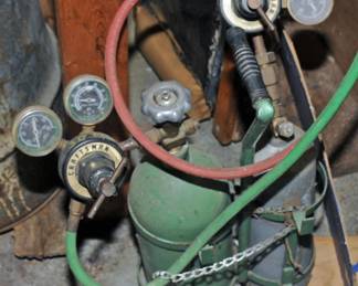 Tanks and Gauges for Cutting Torches  