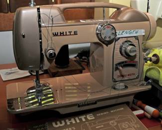 White Zig Zag Sewing Machine Model 764 With Owner's Manual 