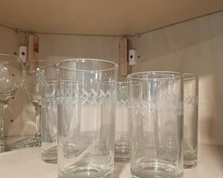 Set of 5 Laurel Leaf Etched Glass Tumblers