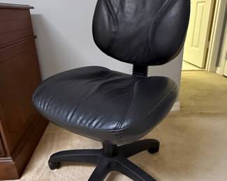 Ergonomic Task Chair with Faux Leather Upholstery