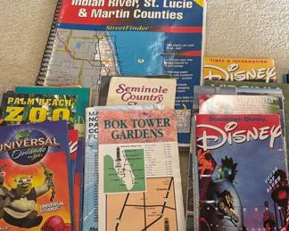 Rand McNally StreetFinder Map Book Bundle (2000 Edition)