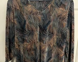 Brittany Black Woman Printed V-Neck Top