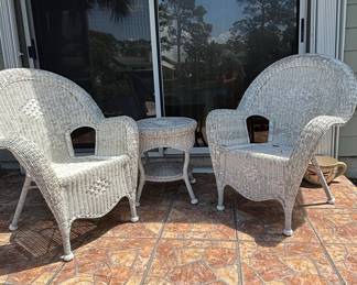 White Wicker Patio Set with Two Chairs and a Side Table