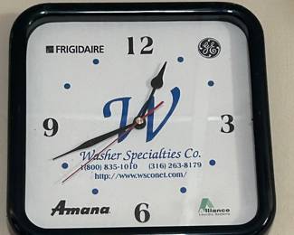 Advertising clock
