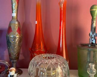 Coming swing vases