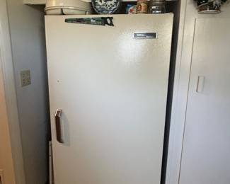 Montgomery Ward upright freezer, not frost free