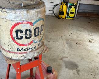 Vintage co-op can