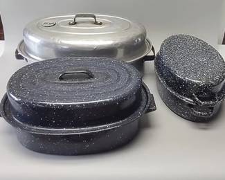 Enamel and aluminum roasters