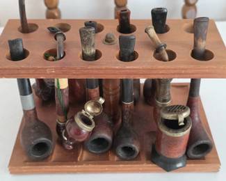 Collection of vintage smoking pipes