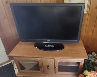 RCA TV and console with storage