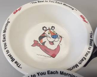Set of Kellogg's cereal bowls
