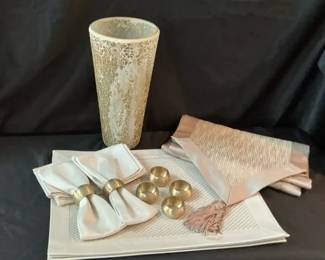 Glitter  Tan Tableware