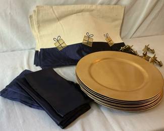 Golden Stars  Navy Tableware