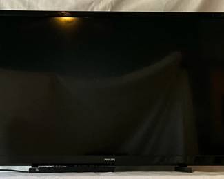 Philips 32 TV And Remote